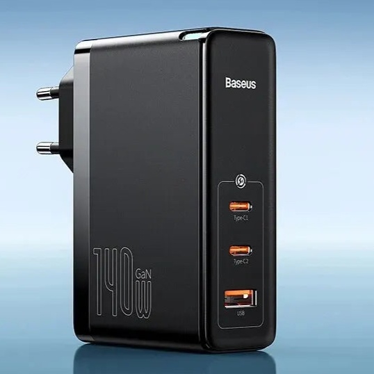 Black wall charger with three USB ports and ’Baseus’ branding.