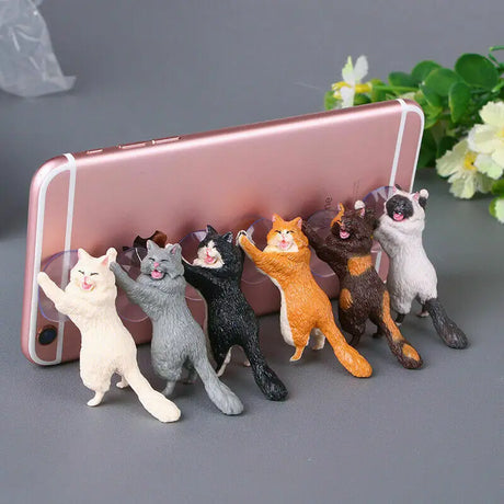 a phone case with five cats on it