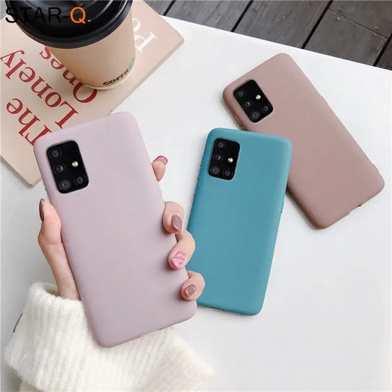 Two colors of the iphone case