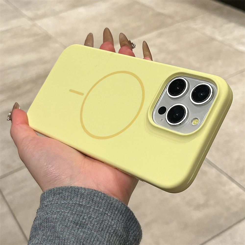 Yellow phone case with MagSafe.