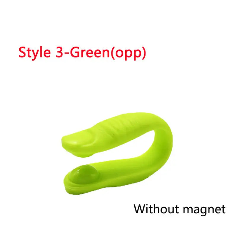 a pair of green silicon silicone rings