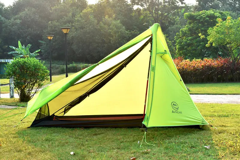 Ultraleichtes 3-Jahreszeiten-Campingzelt für 1 Person – professionell