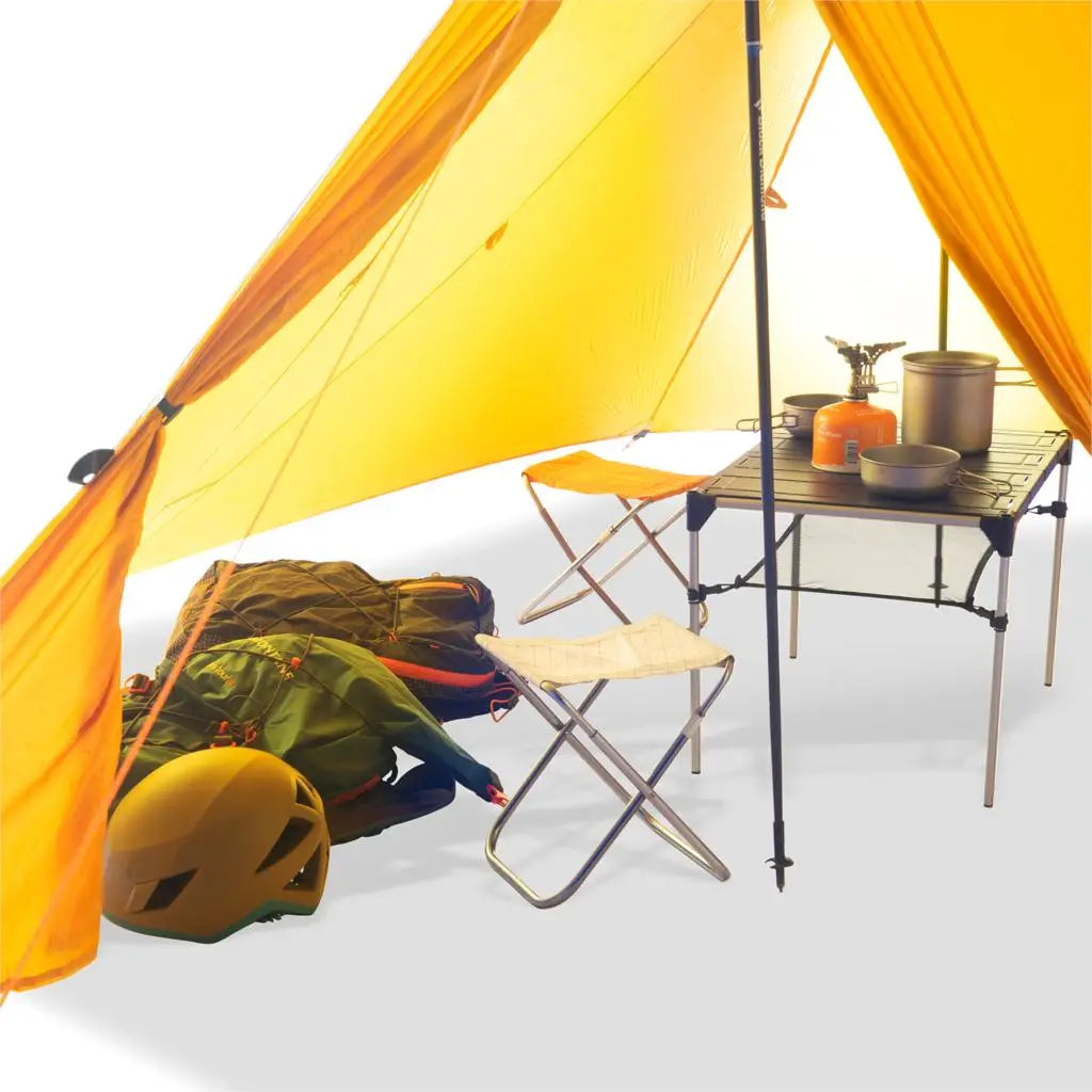 Ultraleichtes, geräumiges 4-Jahreszeiten-Camping-Rucksackzelt mit zwei Stangen