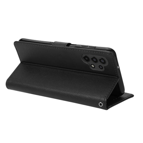 The black leather case for the iphone 5