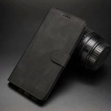 the black leather case for the iphone