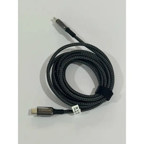 A black usb cable with a white cord