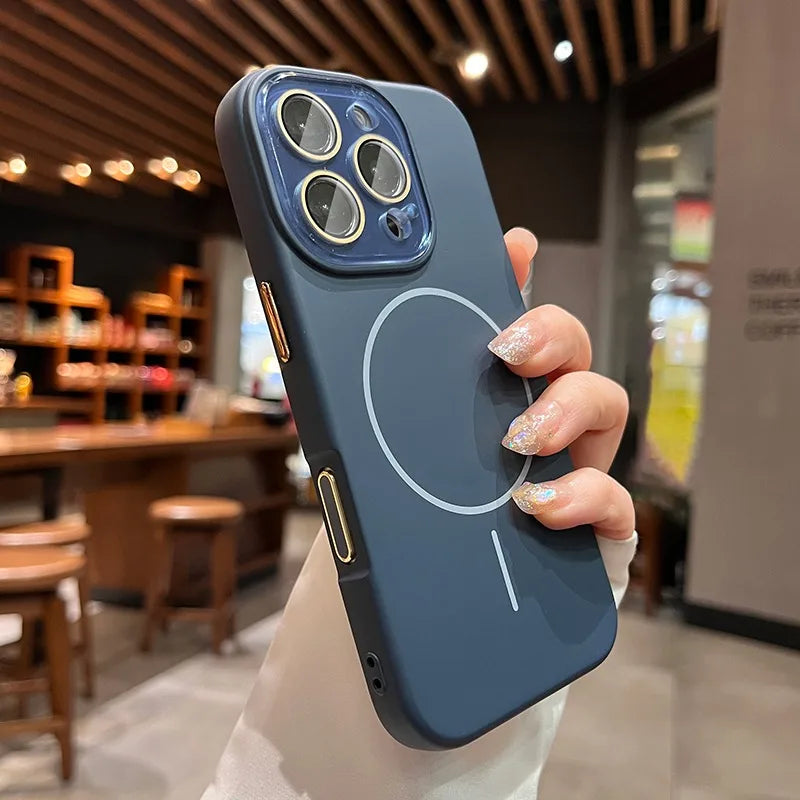 Blue phone case with MagSafe.