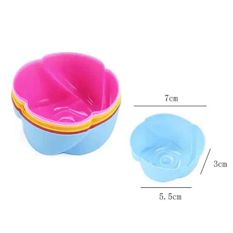 a blue and pink bowl with a yellow lid