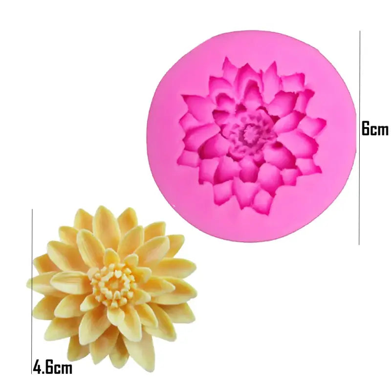 a close up of a flower shaped cake mold with measurements