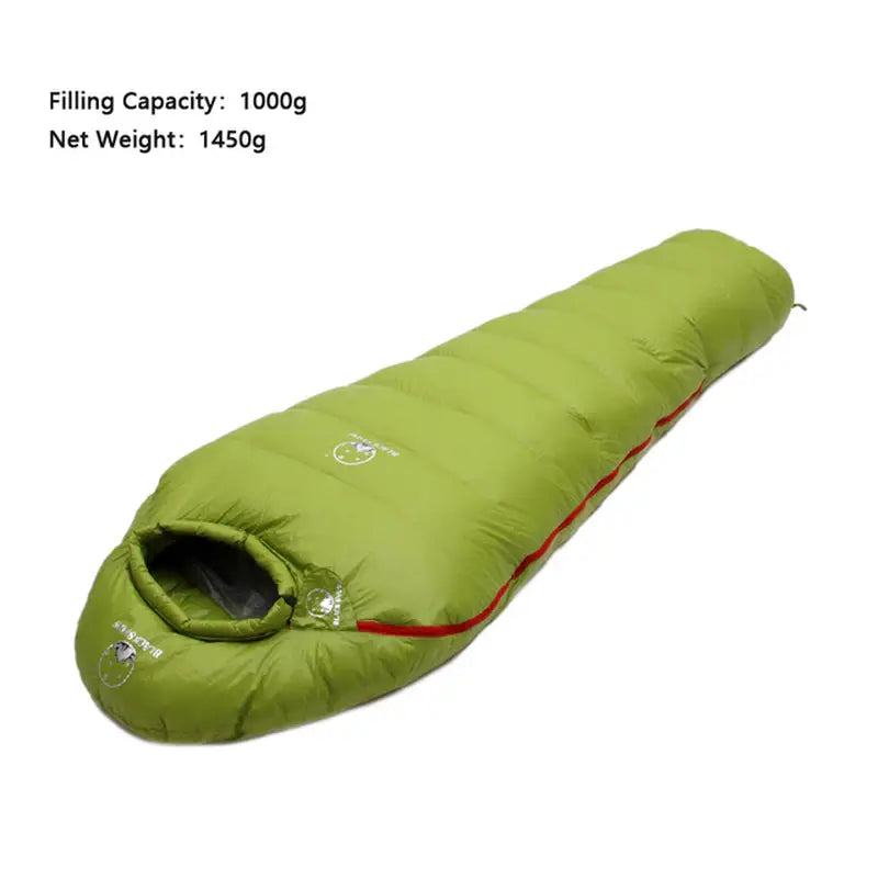 the sleeping bag is a lightweight sleeping bag