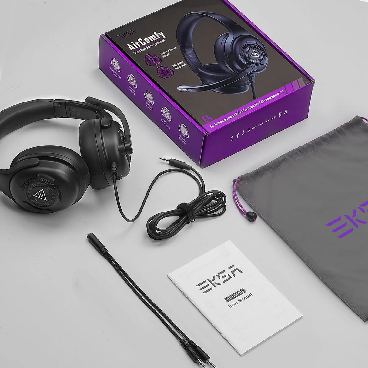 Gaming headset with its packaging and accessories.