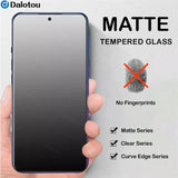 the samsung note 8 is being tested with the mate mate tempered screen protector