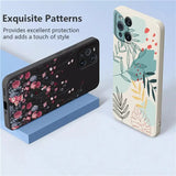 the iphone case is designed to look like a floral bouquet