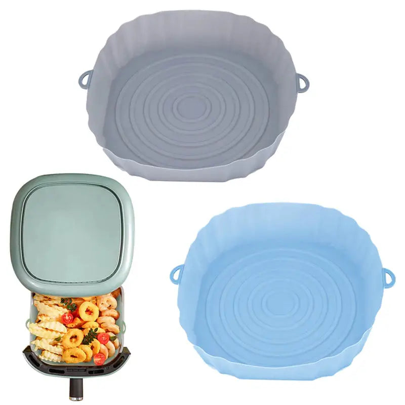 three different colors of the plastic food container