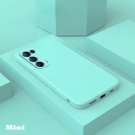 the mint green iphone case is shown in the box