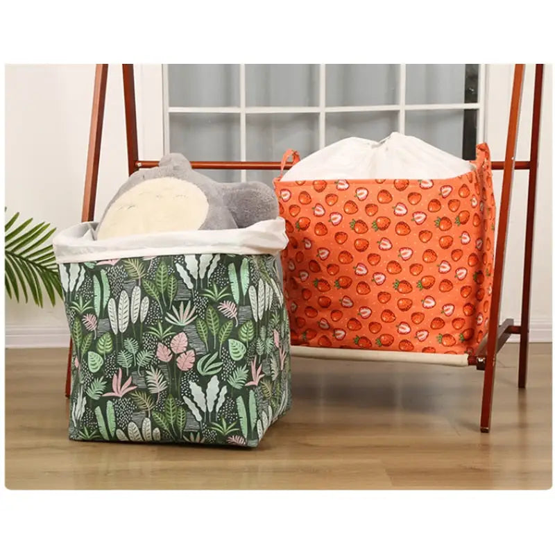 a small basket with a plant print on it