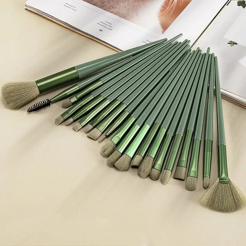 10 pcs makeup brush set with green handle