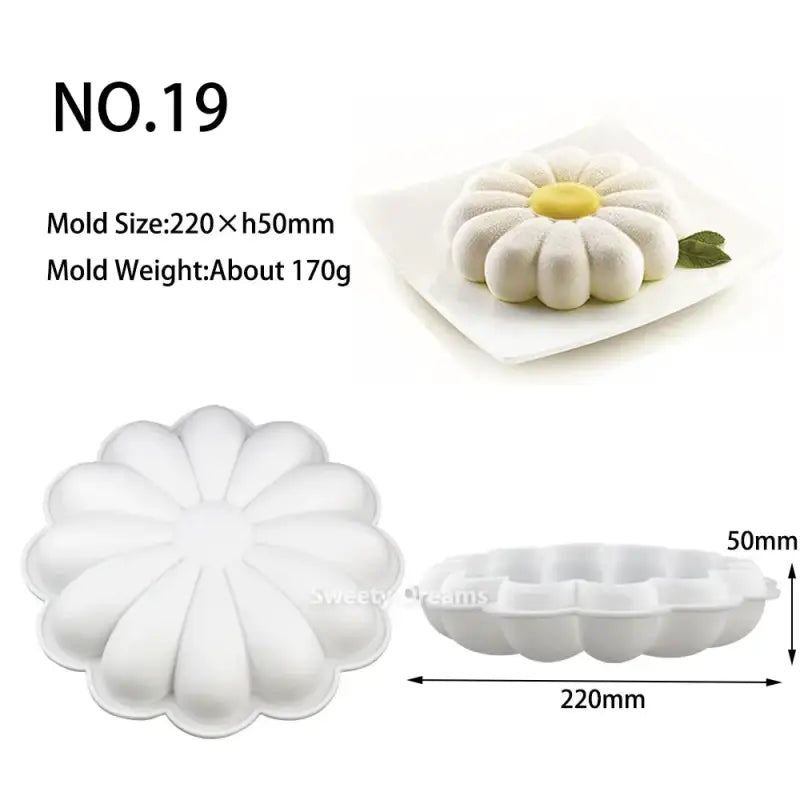 a picture shows a picture of a cake mold and a plate with a flower