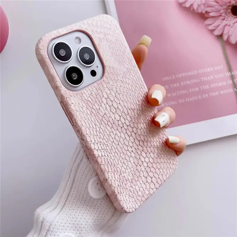 the pink snake skin case for iphone 11