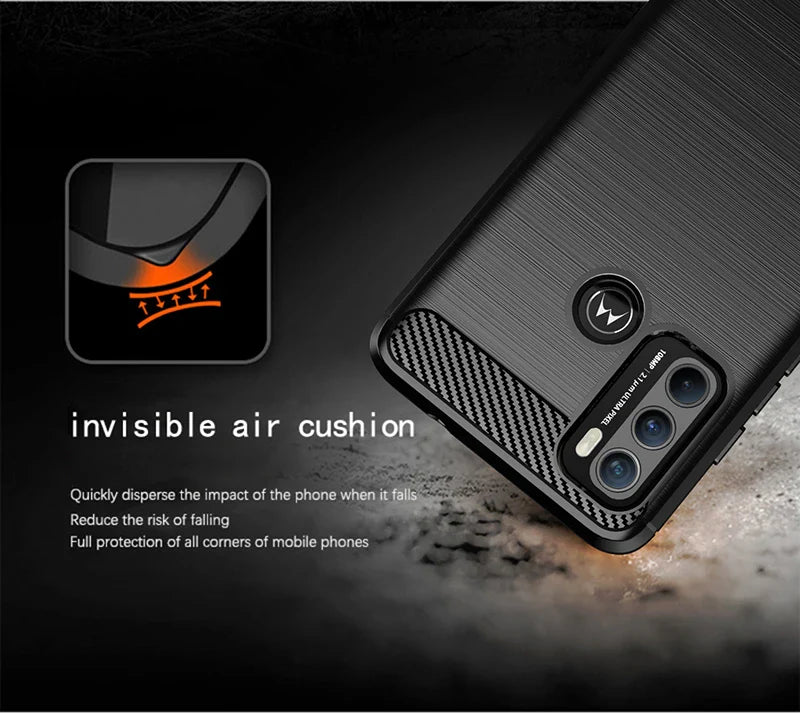 Protective smartphone case with an ’invisible air cushion’ feature for impact absorption.