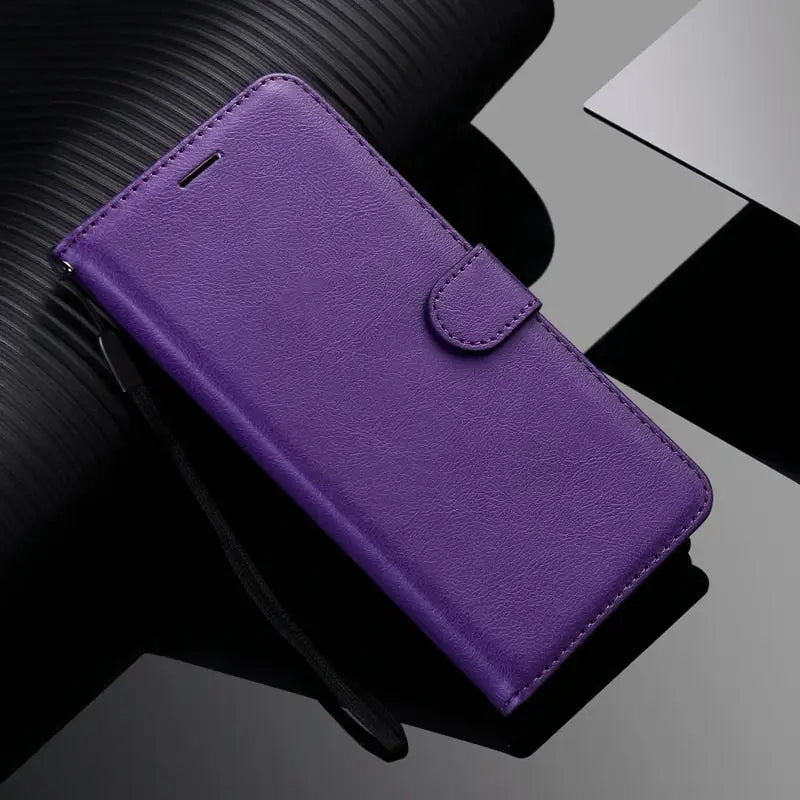 the purple leather case for the iphone