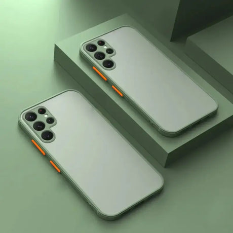 Two iphones with the same colors