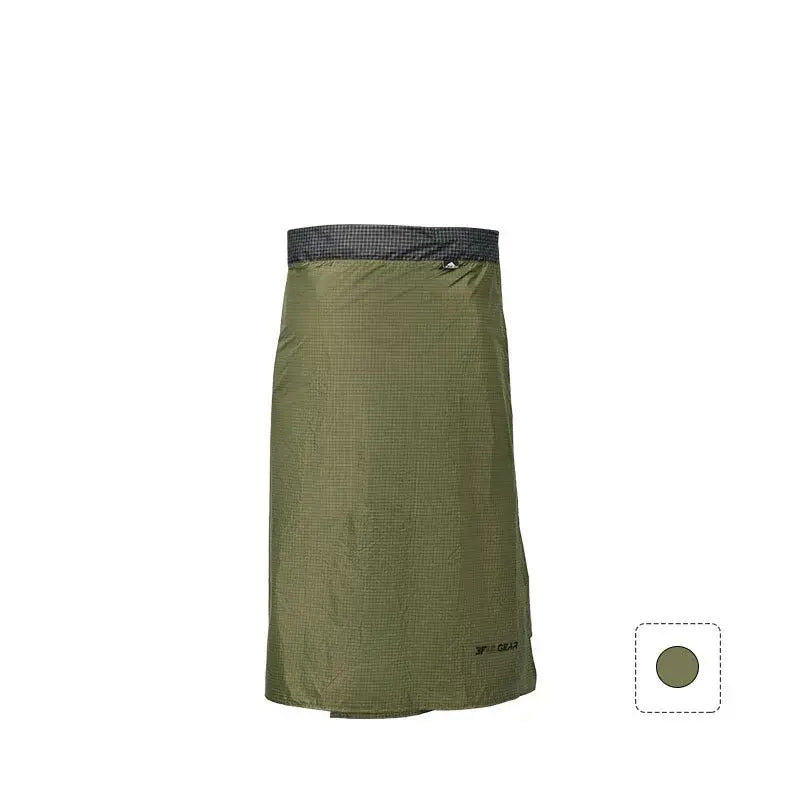 the waterproof skirt is a lightweight, lightweight, and waterproof skirt