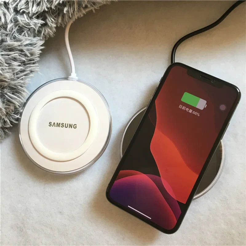 White circular samsung qi wireless charger with silver rim and black usb c connection cable 10w usb charging pad