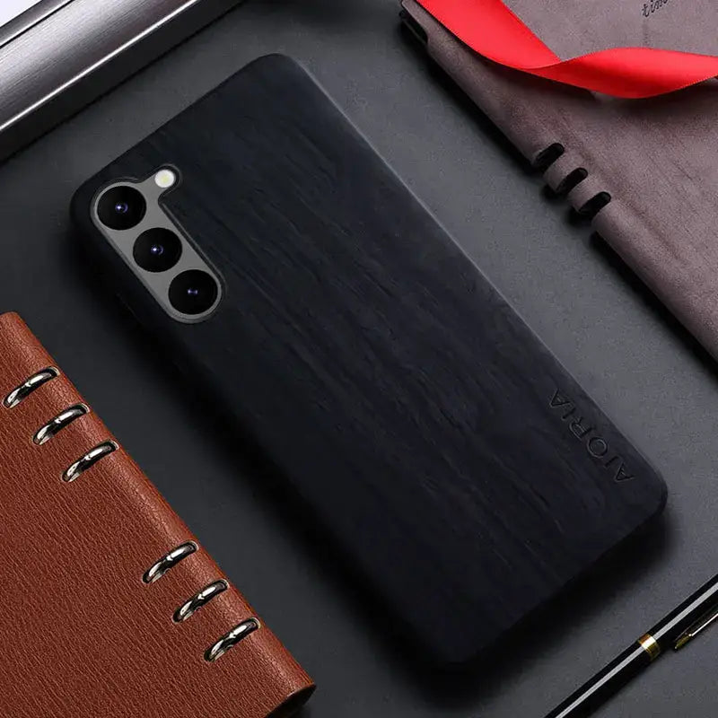 the wooden case for iphone 11