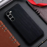 The wooden case for iphone 11